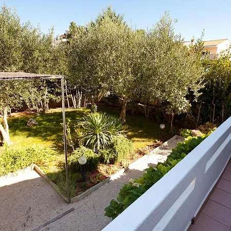 Nikolina Appartement